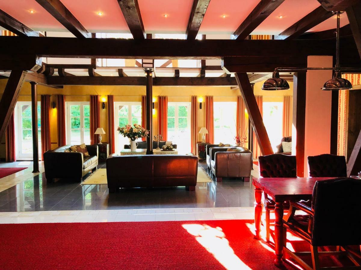 Landhaus Schoenhof Feldberger Seenlandschaft Екстериор снимка